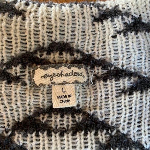 Eyeshadow Aztec & Tribal Print Open Navy Cardigan Sweater - Picture 8 of 12